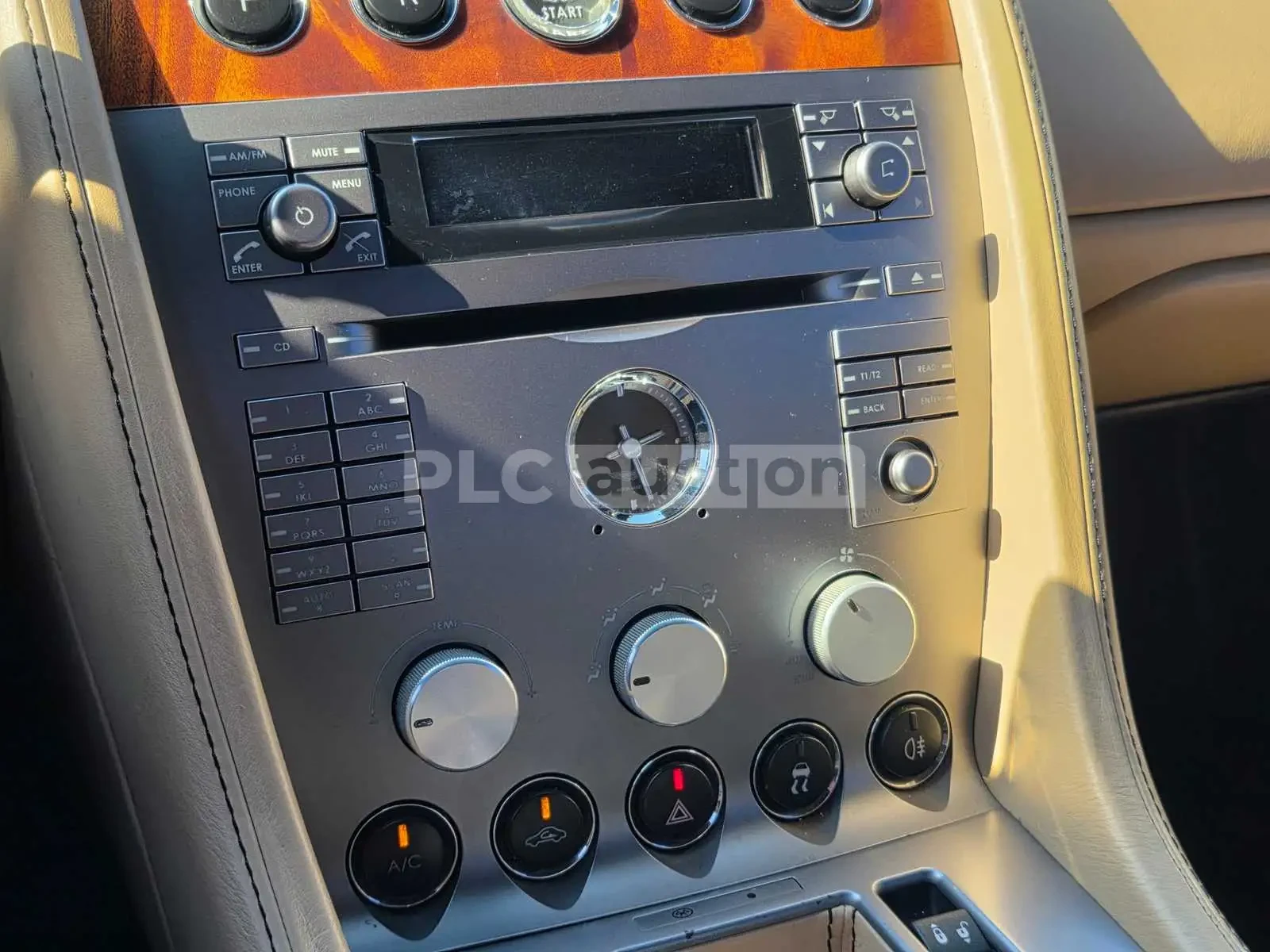 Aston Martin Db9 ЛИЗИНГ/АВТОМАТ, снимка 13 - Автомобили и джипове - 54090043