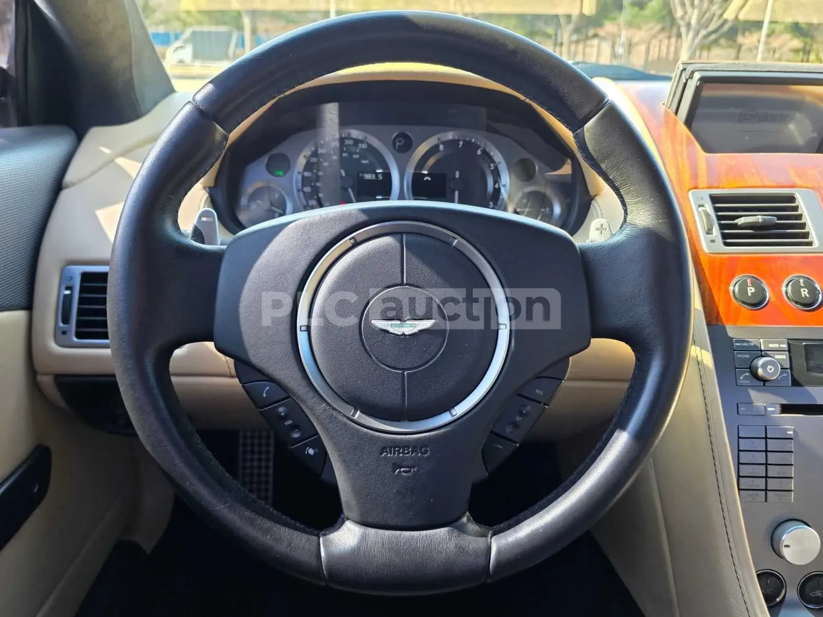 Aston Martin Db9 ЛИЗИНГ/АВТОМАТ, снимка 12 - Автомобили и джипове - 54090043