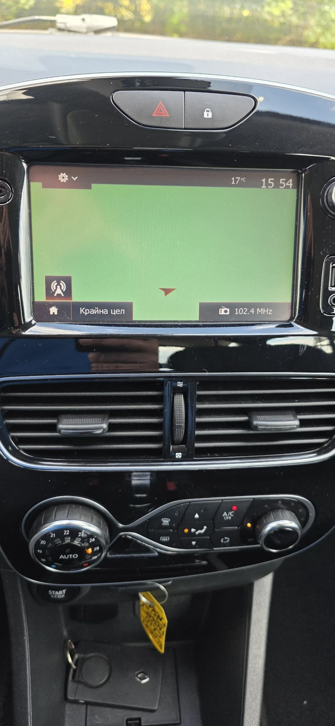 Renault Clio 1.5 Dci -Duel-90hp-Automat, снимка 13 - Автомобили и джипове - 54391393