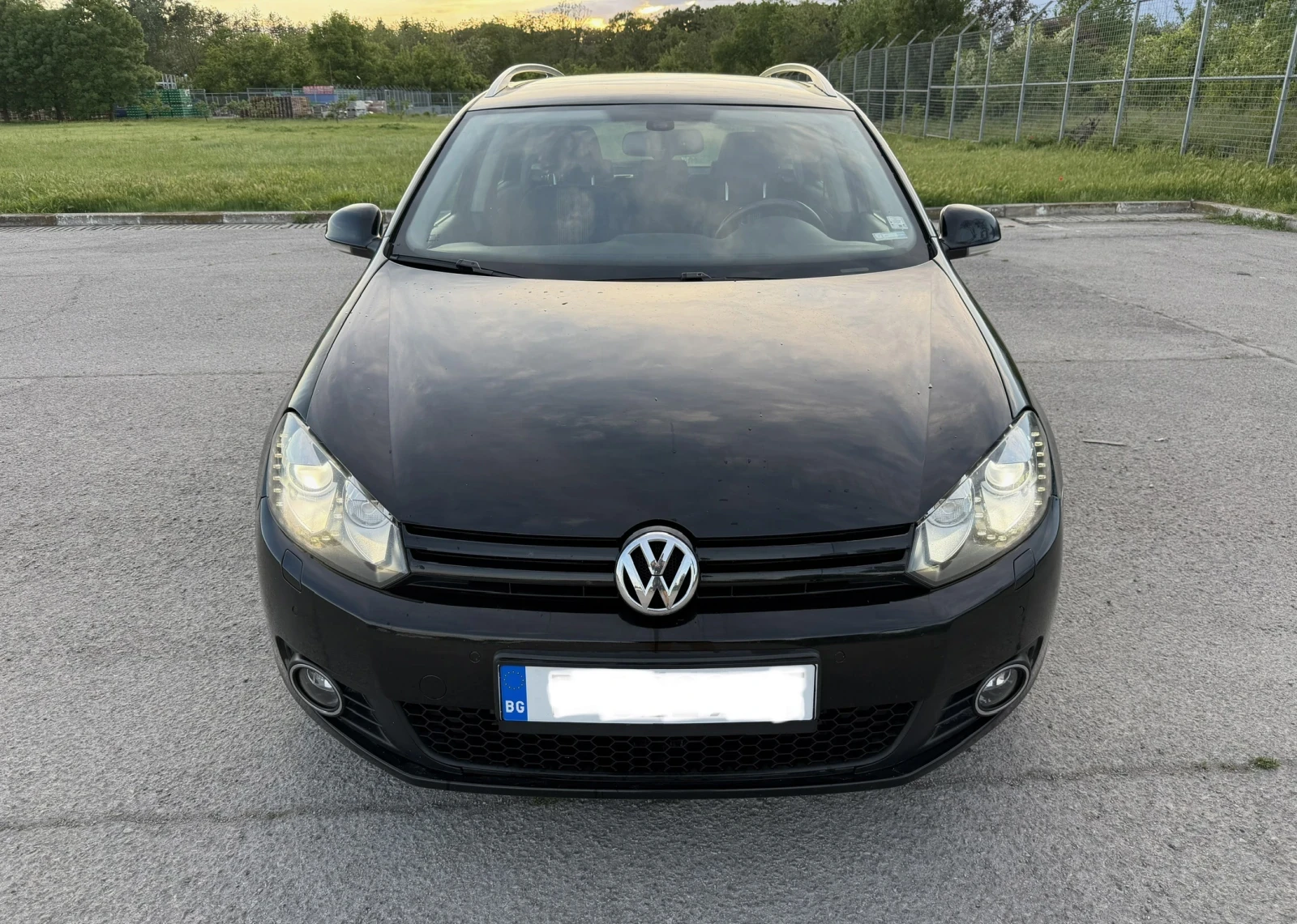 VW Golf 2.0TDI Match, снимка 8 - Автомобили и джипове - 54543761