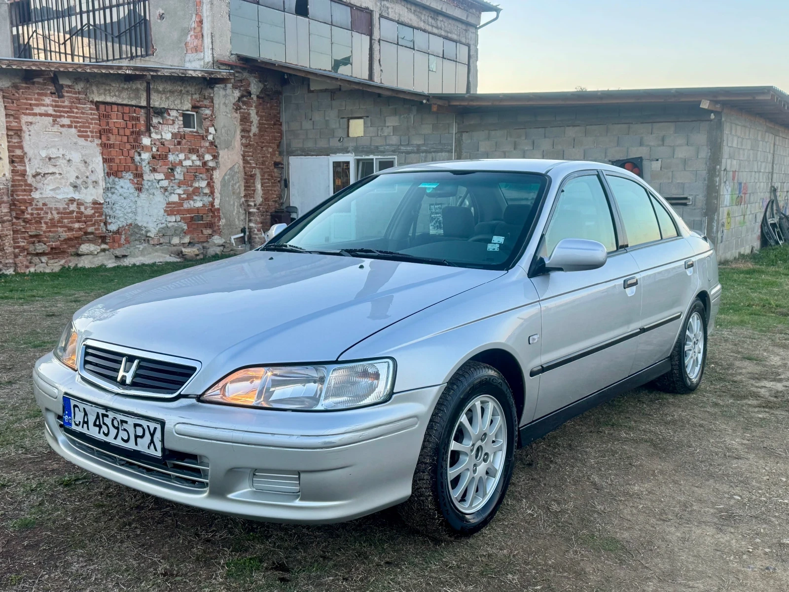 Honda Accord, снимка 2 - Автомобили и джипове - 54647399