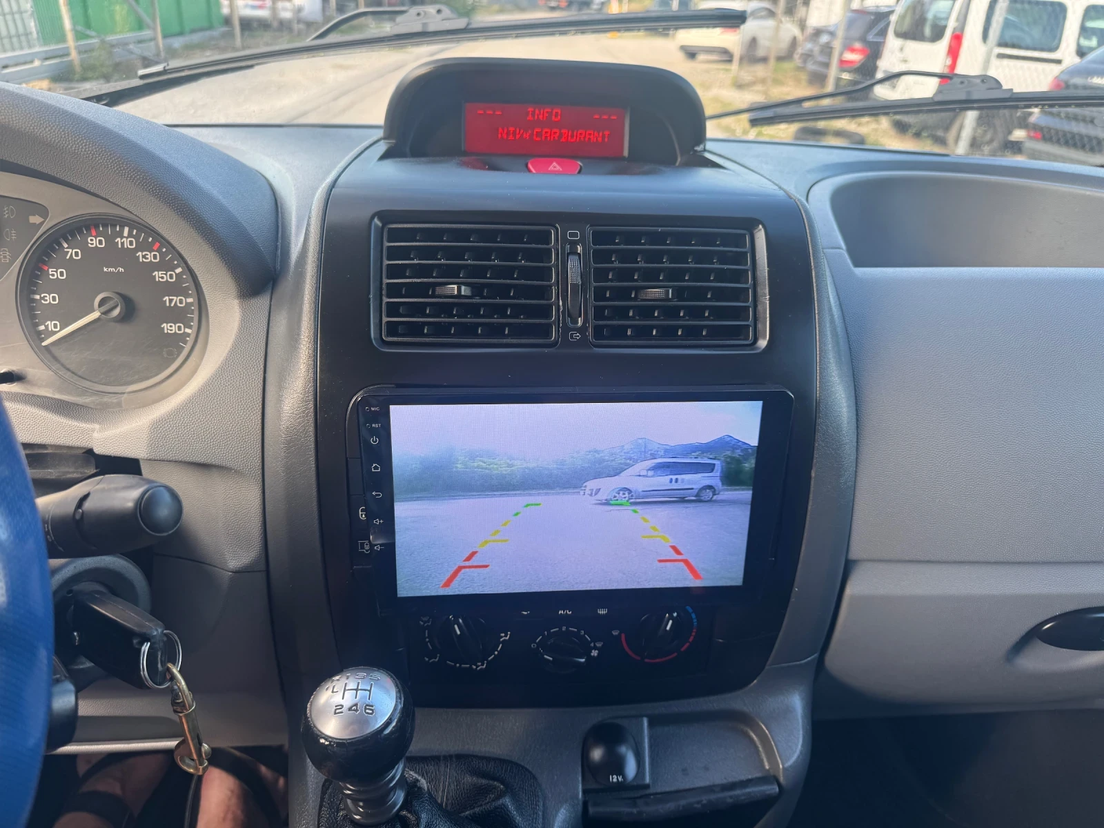 Fiat Scudo 2.0jtd клима камера 6ск., снимка 12 - Автомобили и джипове - 54944914