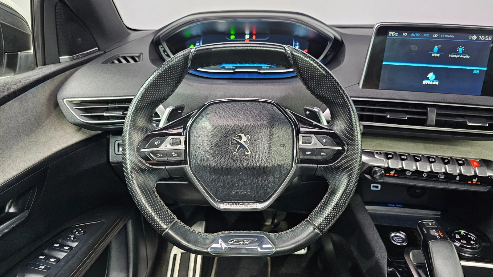 Peugeot 3008 2.0 BlueHDi GT | Адаптивен круиз| Масаж| Панорамa, снимка 6 - Автомобили и джипове - 55046167
