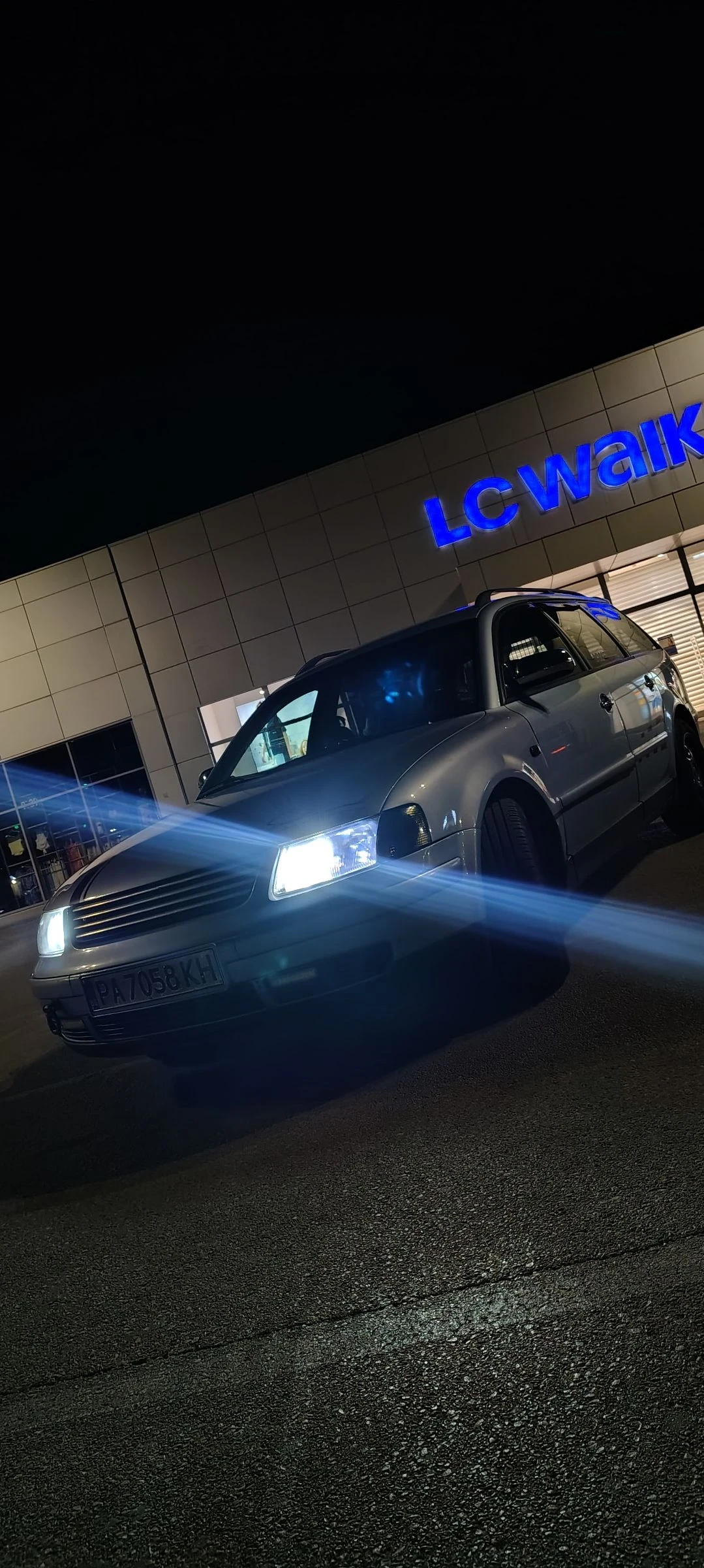 VW Passat 1.9 TDI 116, снимка 4 - Автомобили и джипове - 55132309