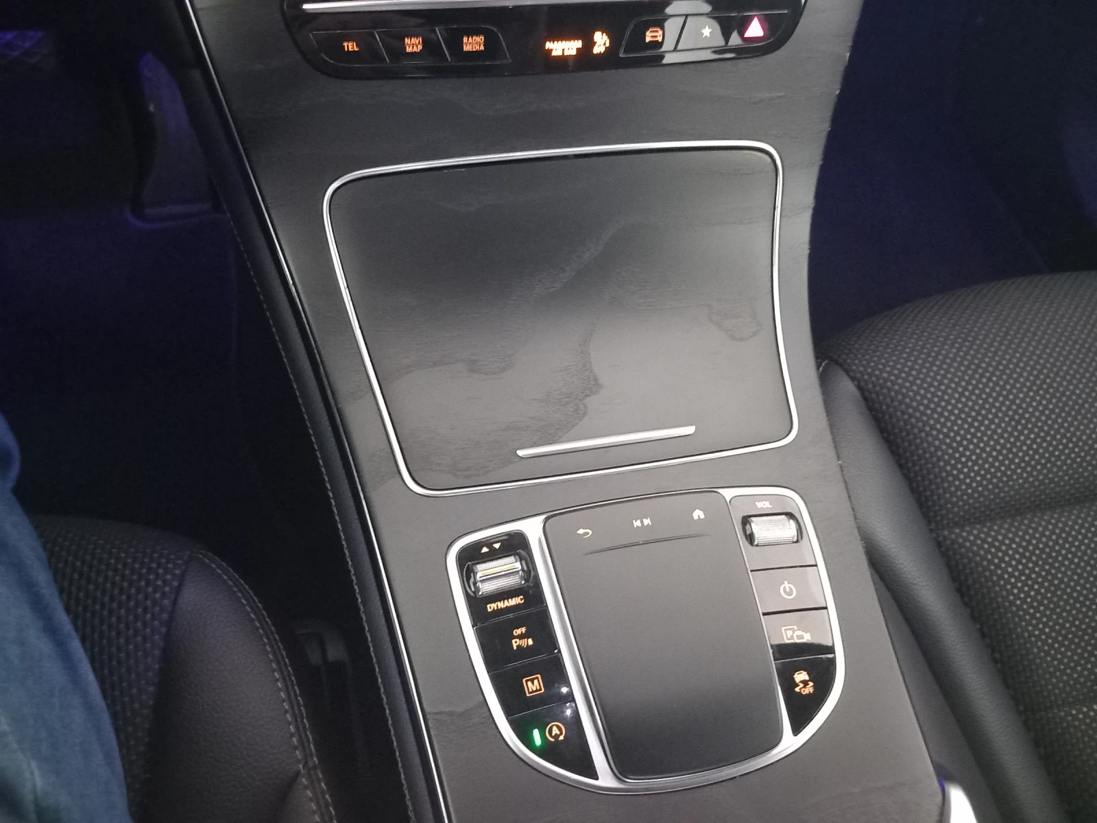 Mercedes-Benz GLC 200, снимка 4 - Автомобили и джипове - 55363939