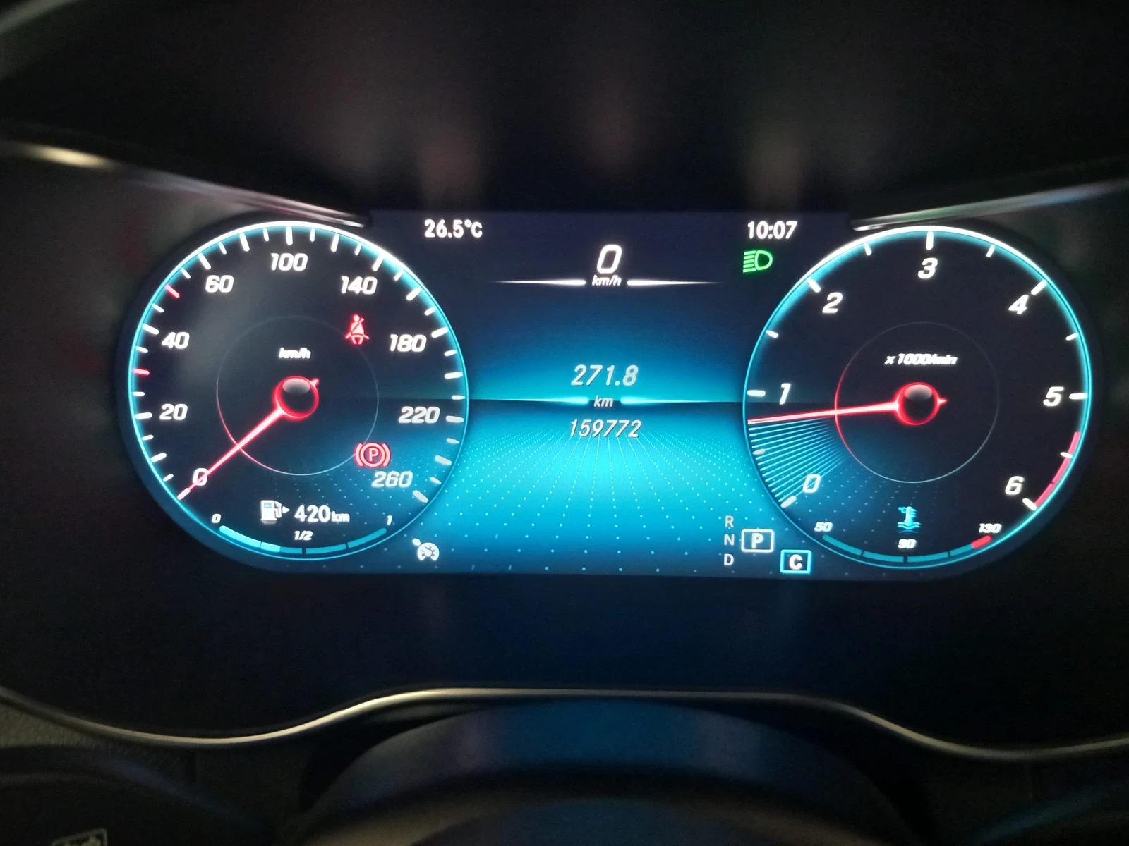 Mercedes-Benz GLC 200, снимка 7 - Автомобили и джипове - 55363939