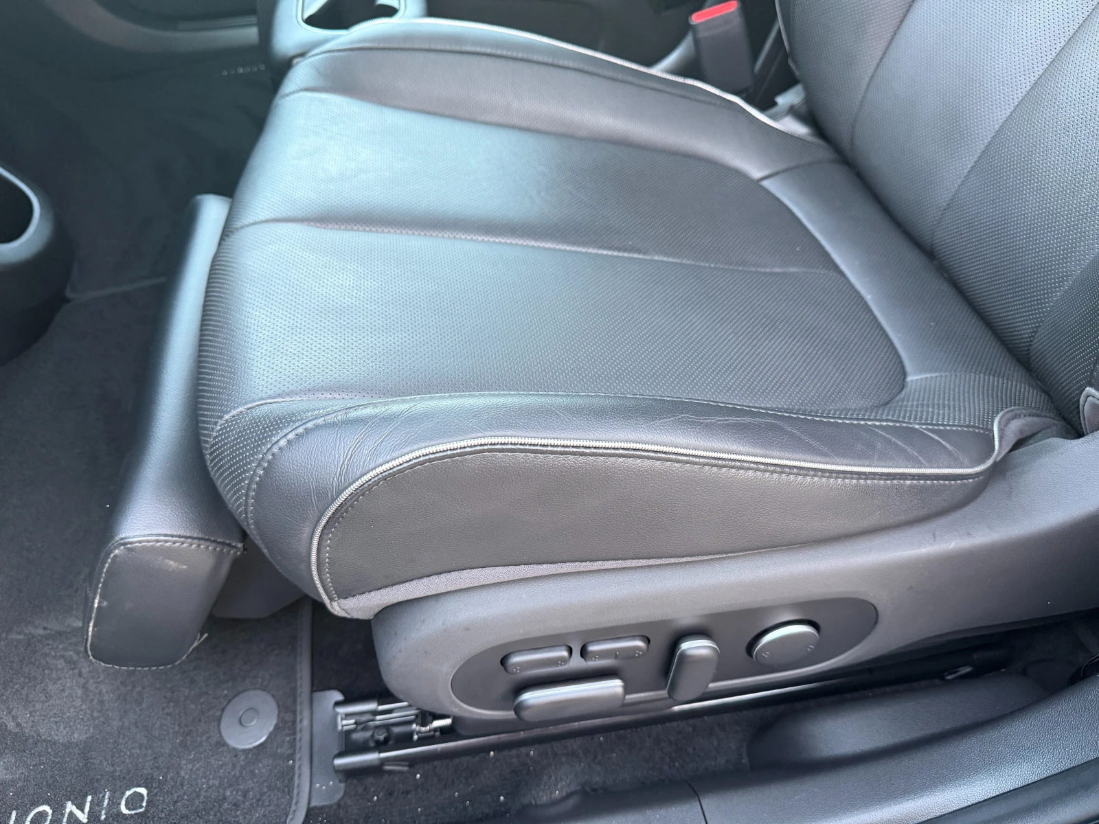 Hyundai Ioniq 5 RWD 77 kwh UNIQ, снимка 11 - Автомобили и джипове - 55716958