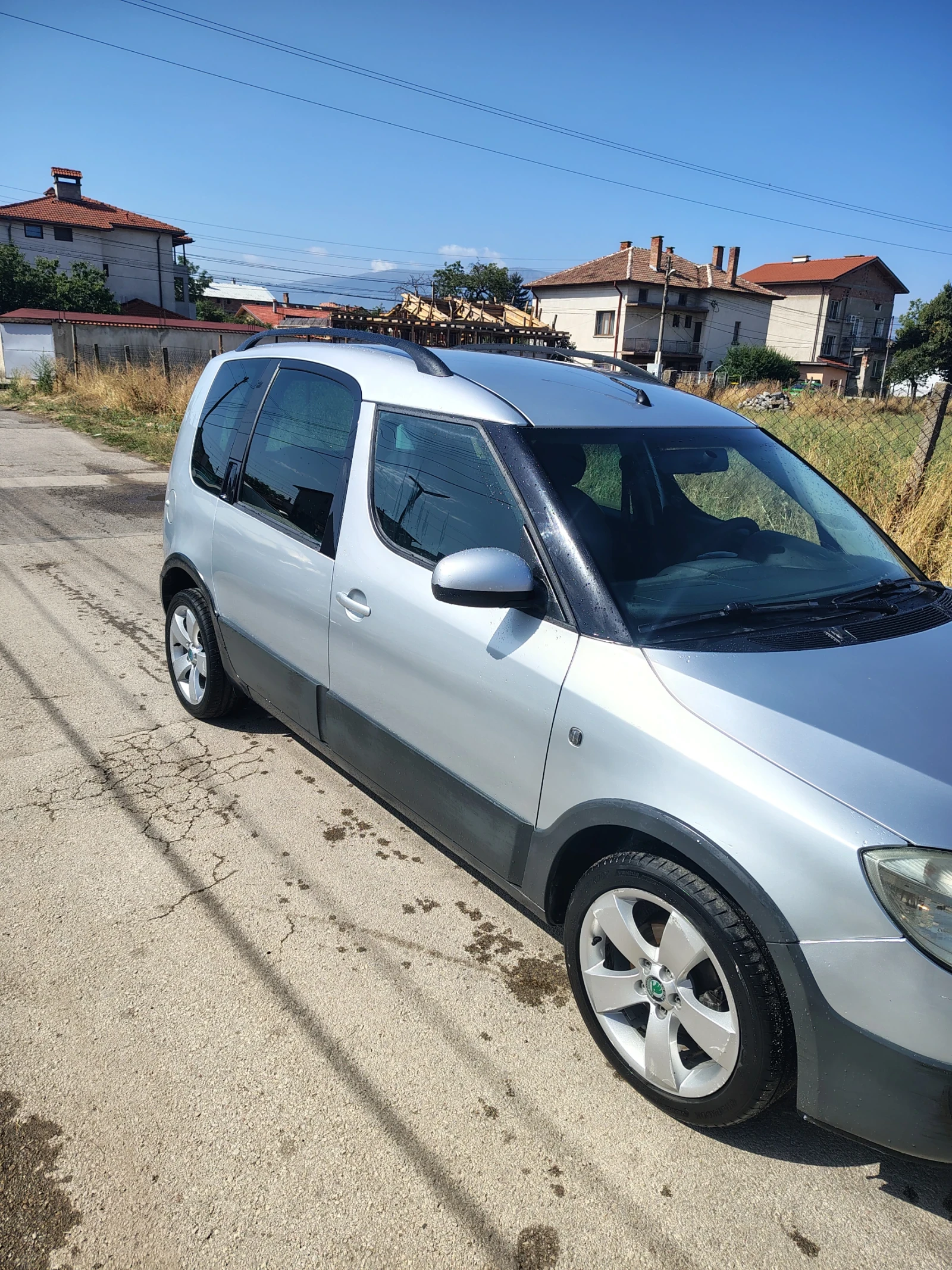 Skoda Roomster 1.4 scout, снимка 3 - Автомобили и джипове - 55874368