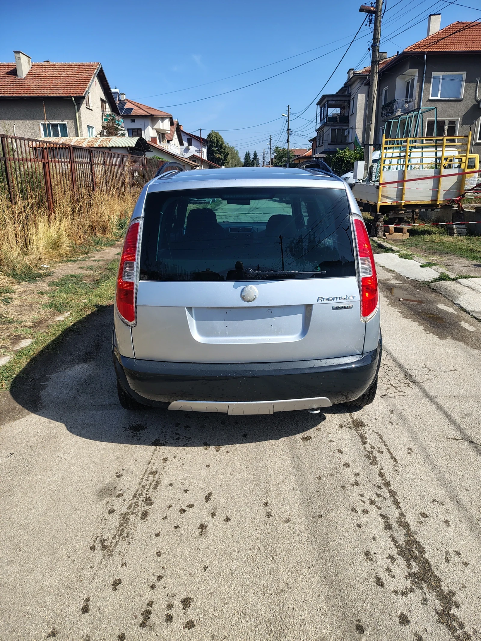 Skoda Roomster 1.4 scout, снимка 4 - Автомобили и джипове - 55874368