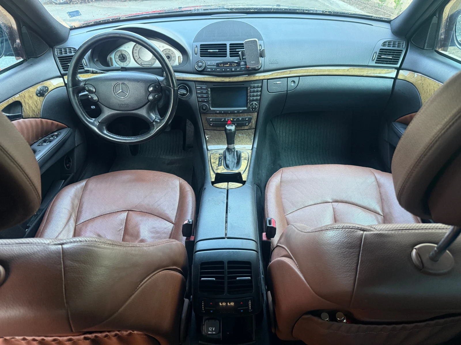 Mercedes-Benz E 280 3.0 V6, снимка 7 - Автомобили и джипове - 55936415