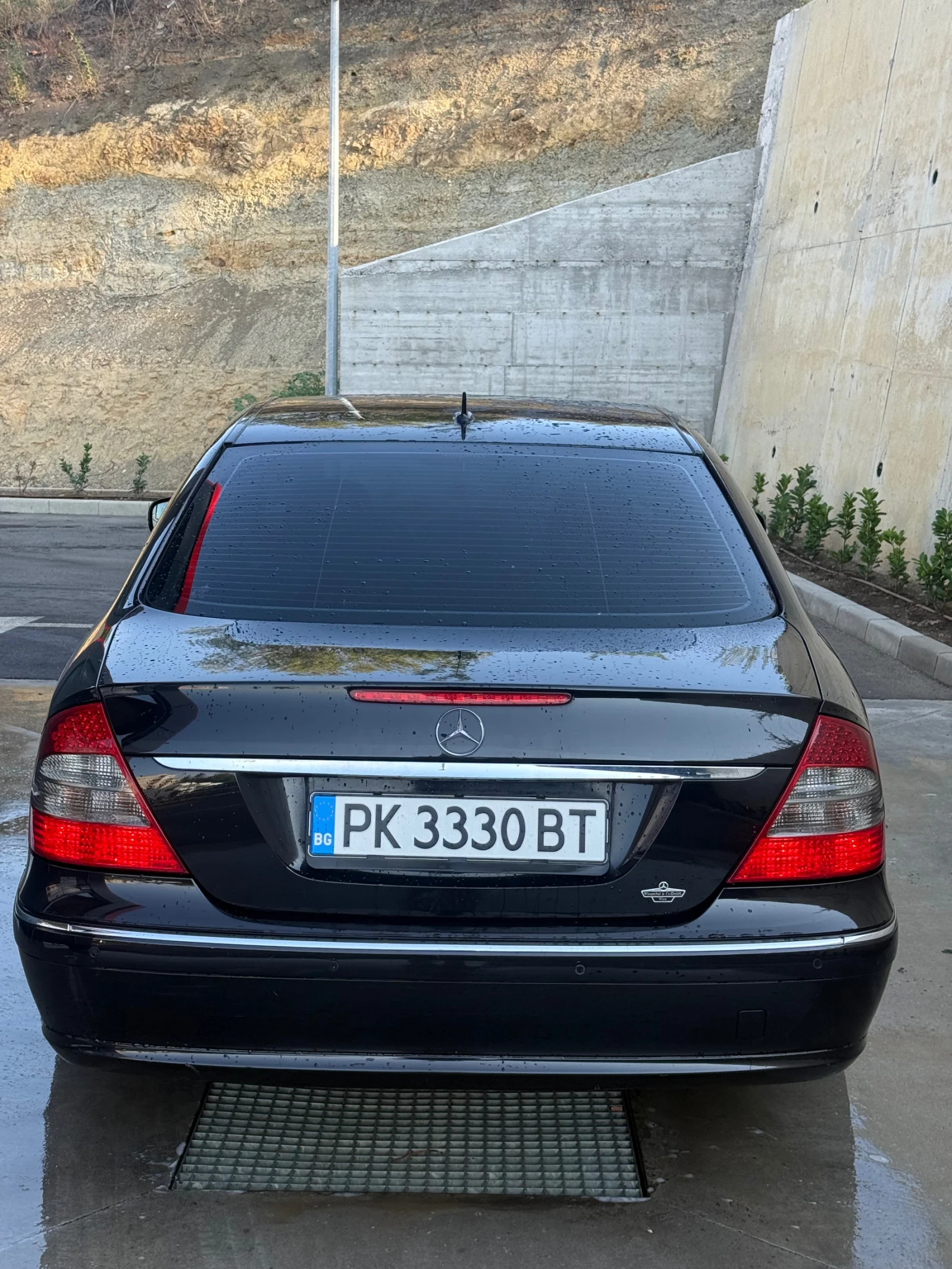 Mercedes-Benz E 280 3.0 V6, снимка 6 - Автомобили и джипове - 55936415