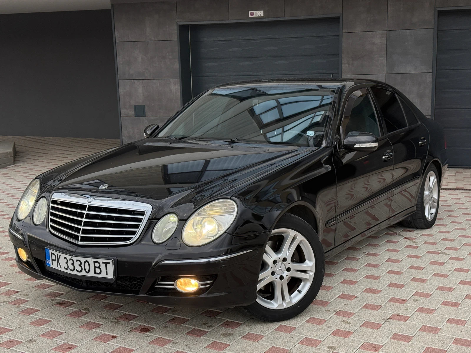 Mercedes-Benz E 280 3.0 V6, снимка 2 - Автомобили и джипове - 56239885