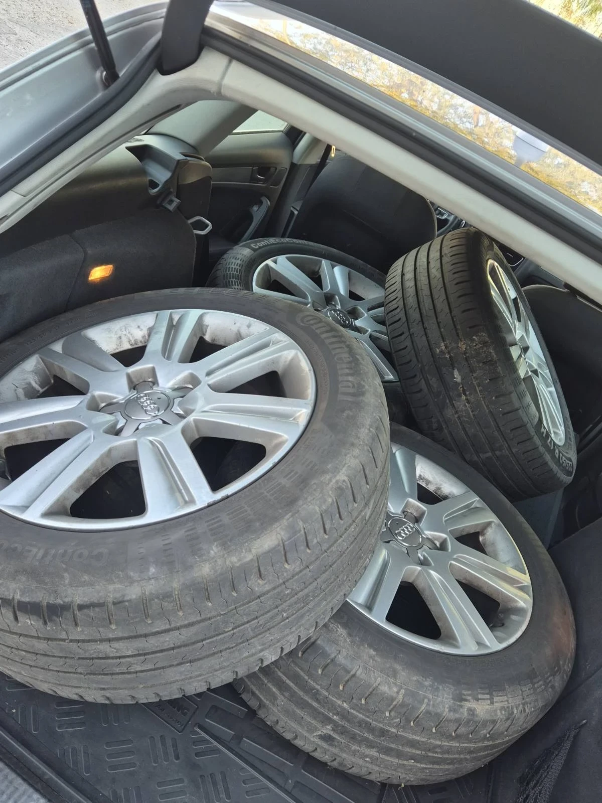 Audi A4 2.0TDI 4X4, снимка 8 - Автомобили и джипове - 56341175