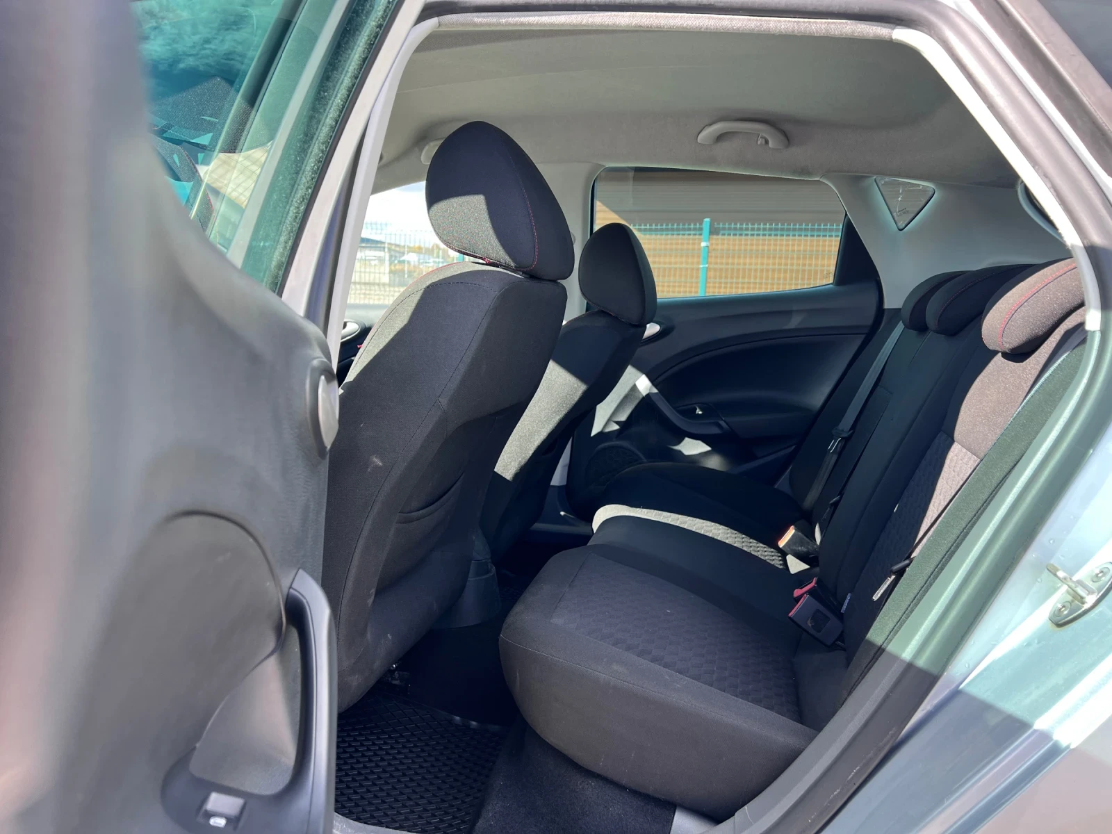 Seat Ibiza 1.4TFSI* FR* , снимка 10 - Автомобили и джипове - 56705981