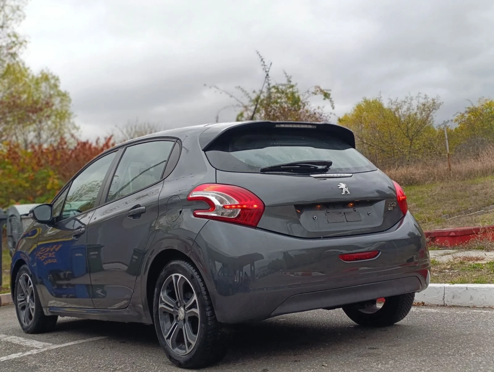 Peugeot 208 Автоматик ГАЗ, снимка 4 - Автомобили и джипове - 56717456
