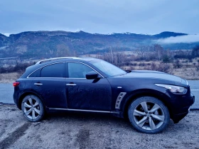 Infiniti QX70 S, снимка 2