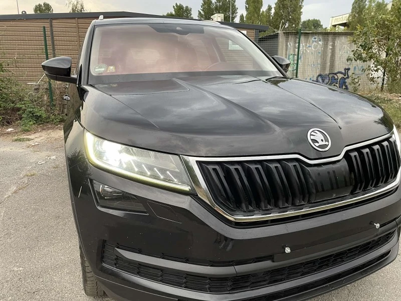 Skoda Kodiaq 2.0 190 коня 7 места , снимка 1 - Автомобили и джипове - 47491997