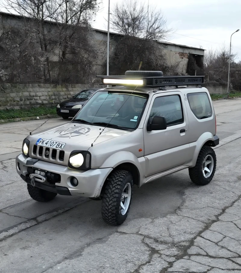 Suzuki Jimny, снимка 4 - Автомобили и джипове - 53133573