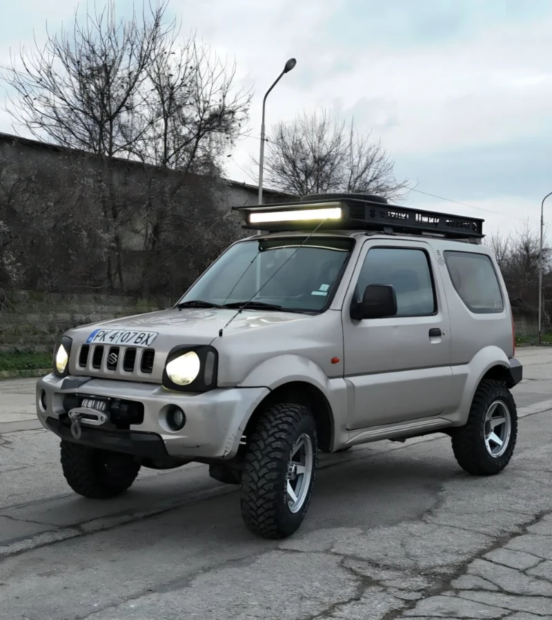 Suzuki Jimny, снимка 3 - Автомобили и джипове - 53133573