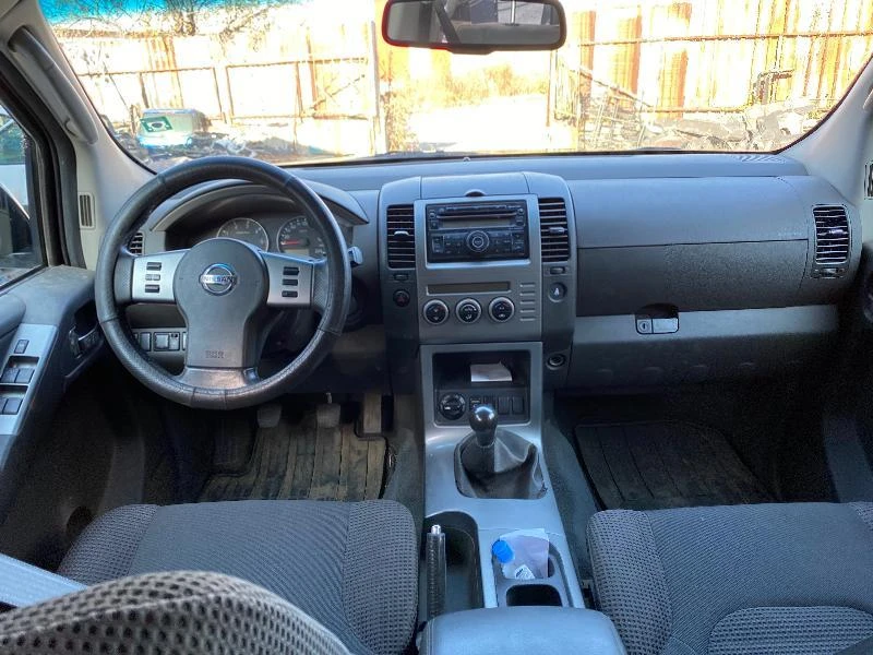 Nissan Pathfinder 2.5 dci , снимка 12 - Автомобили и джипове - 44157054