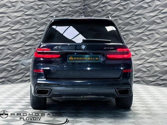 BMW X7 40I XDRIVE* M-PACK* H&K* 360* HUD* SKY LOUNGE* ОБД, снимка 2 - Автомобили и джипове - 54711490