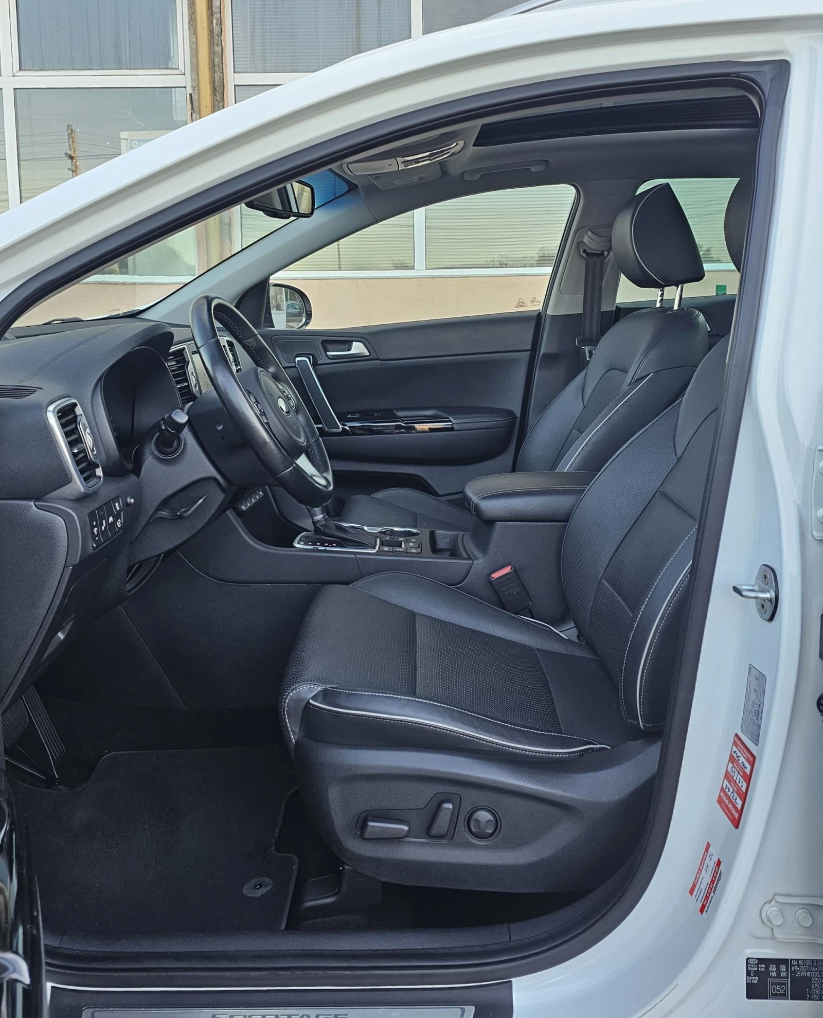 Kia Sportage 2.0 CRDI AWD 185к.с. Platinum JBL Камера KeylessGo - изображение 7