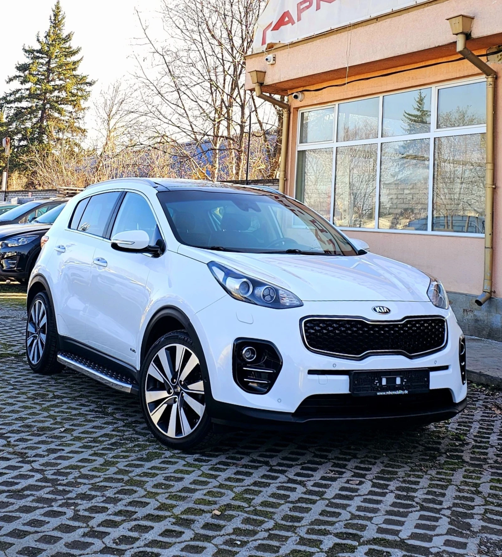 Kia Sportage 2.0 CRDI AWD 185к.с. Platinum JBL Камера KeylessGo - изображение 2
