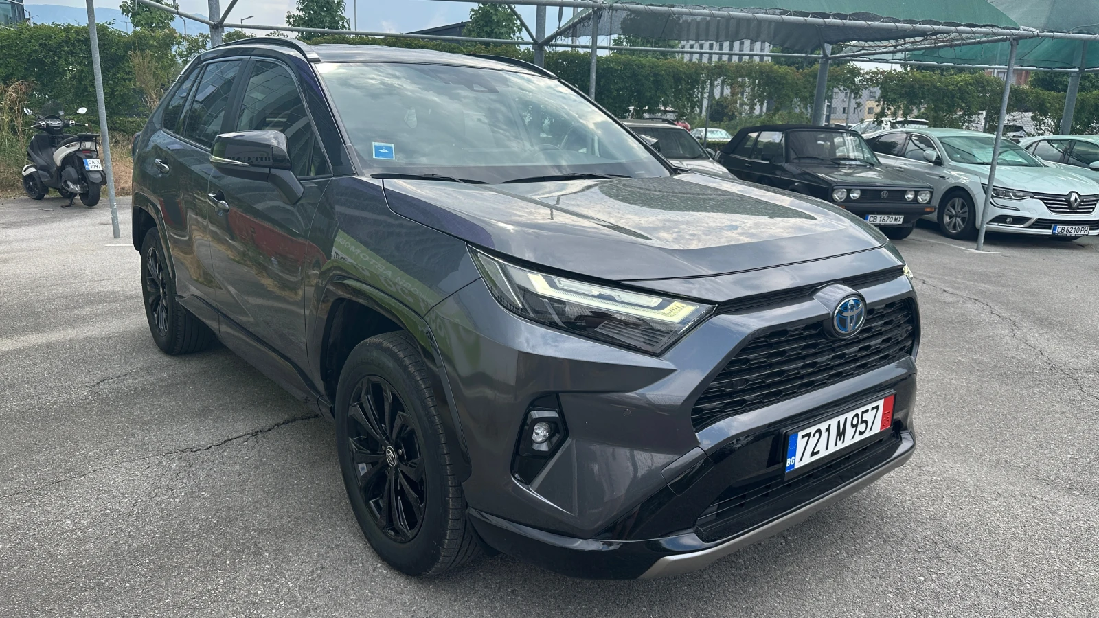 Toyota Rav4 Face Lift 2.5 Hybrid Style Bi Tone Black Edit. - изображение 2