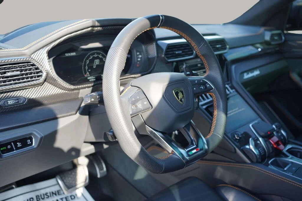 Lamborghini Urus * AWD* AвтоКредит* (ЦЕНА ДО БГ) - изображение 10