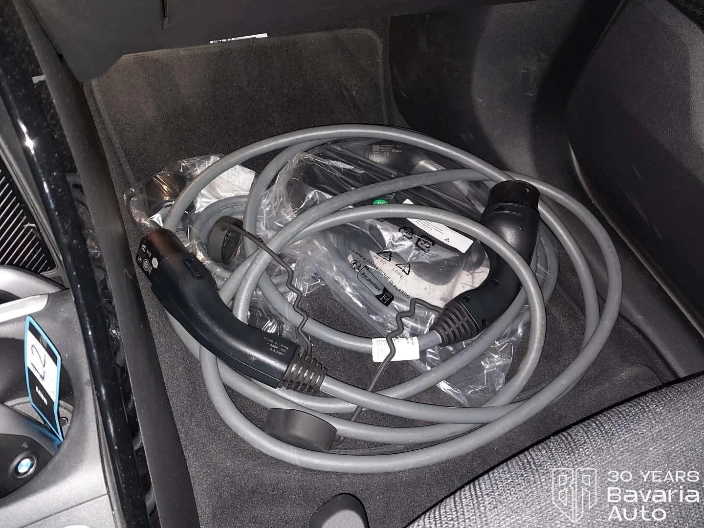 BMW iX1 30 xDrive  | Mobile.bg   10