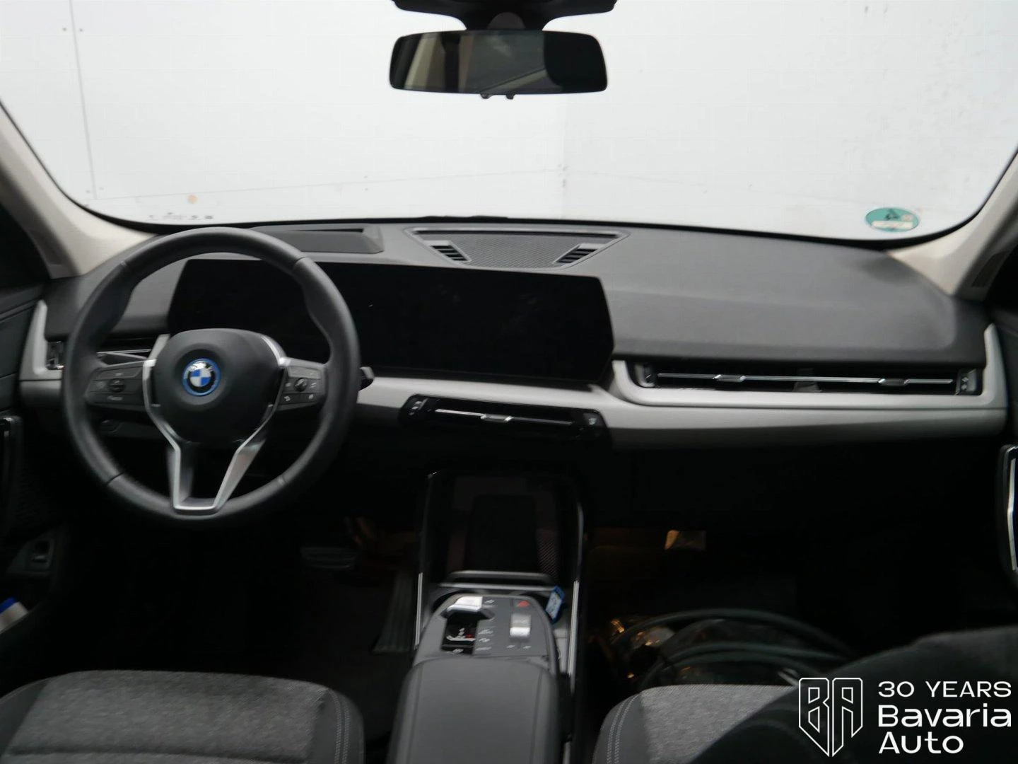BMW iX1 30 xDrive  | Mobile.bg   6