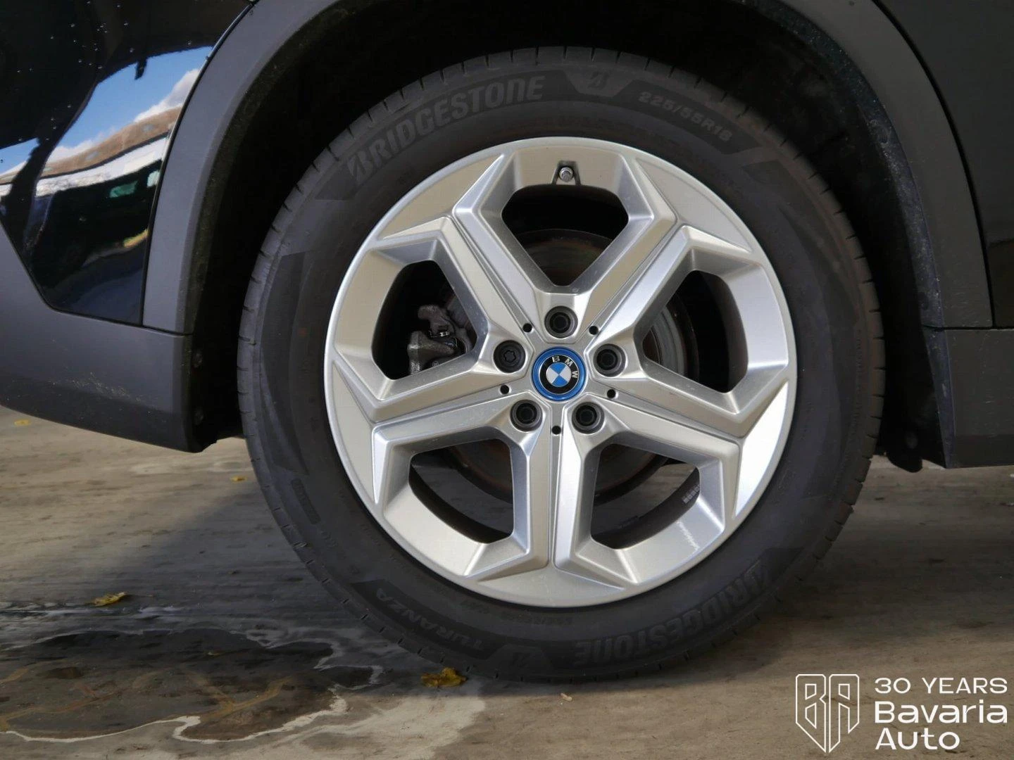 BMW iX1 30 xDrive  | Mobile.bg   12