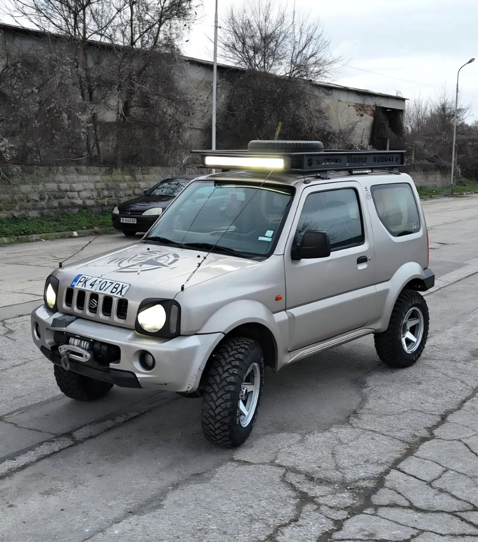 Suzuki Jimny  - изображение 4