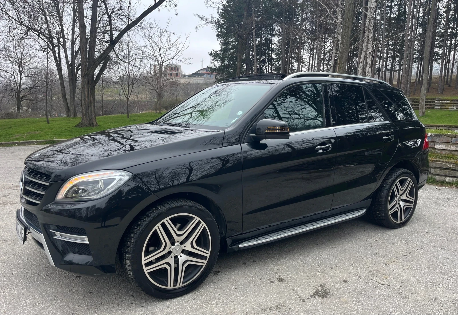 Mercedes-Benz ML 350 AMG/Панорама, снимка 2 - Автомобили и джипове - 53716281