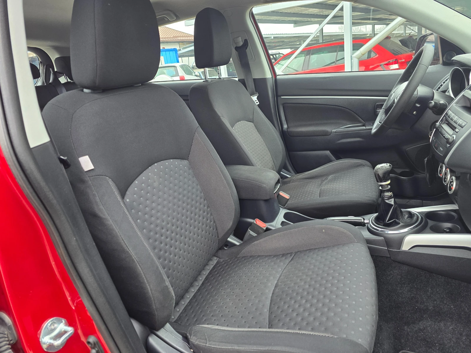 Mitsubishi ASX 1.8 DI-D !! 4X4 !! РЕАЛНИ 141000 км.!! , снимка 10 - Автомобили и джипове - 53869889