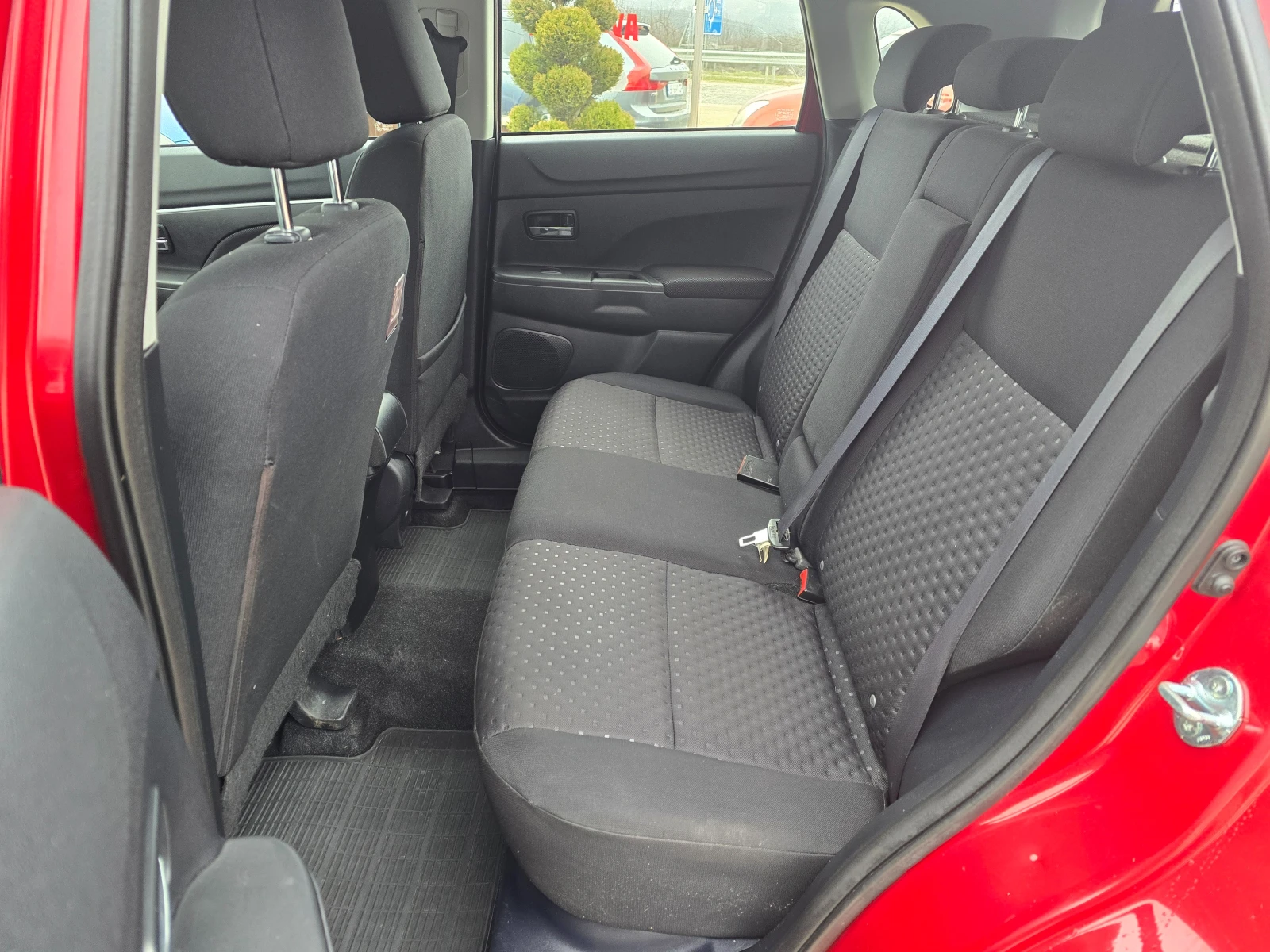 Mitsubishi ASX 1.8 DI-D !! 4X4 !! РЕАЛНИ 141000 км.!! , снимка 14 - Автомобили и джипове - 53869889