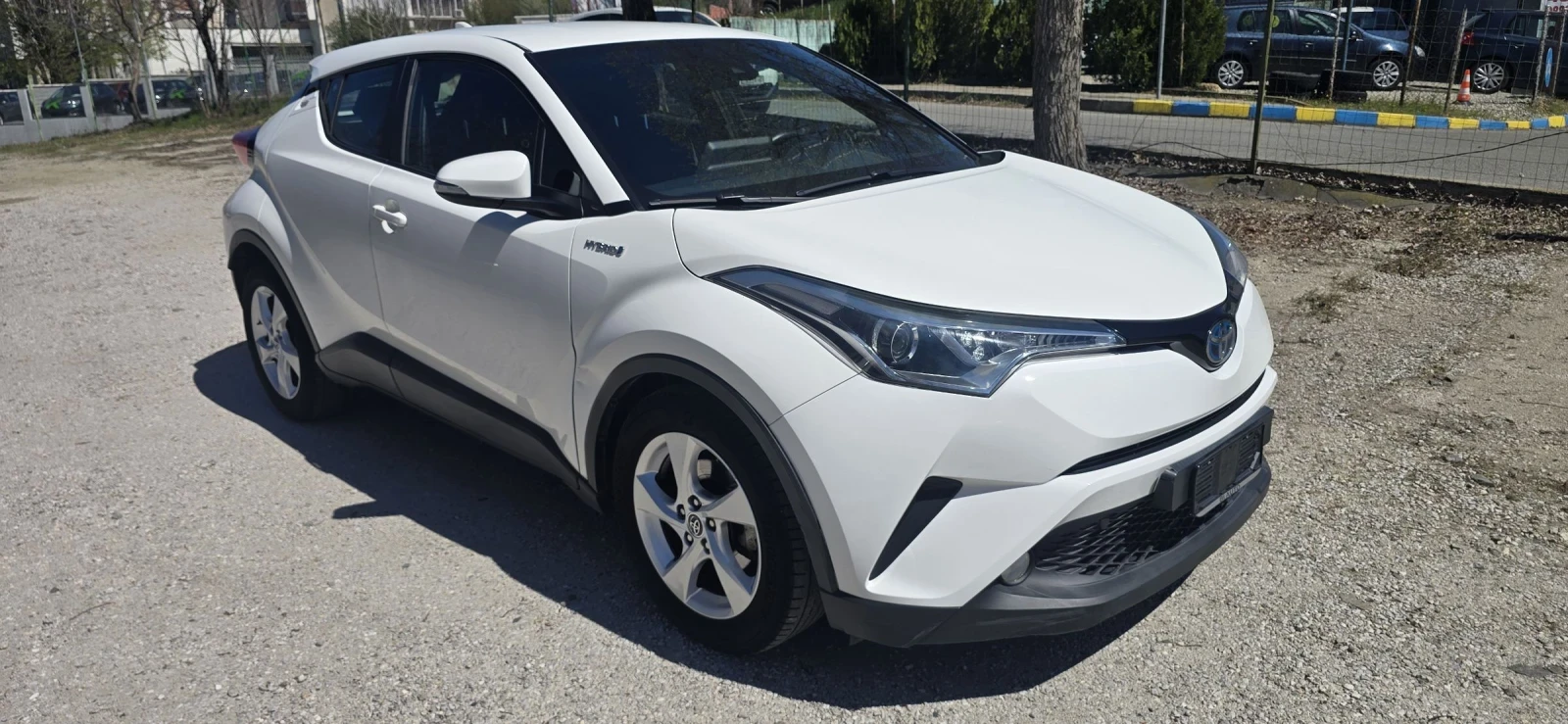 Toyota C-HR 1.8 HYBRID , снимка 6 - Автомобили и джипове - 54137439