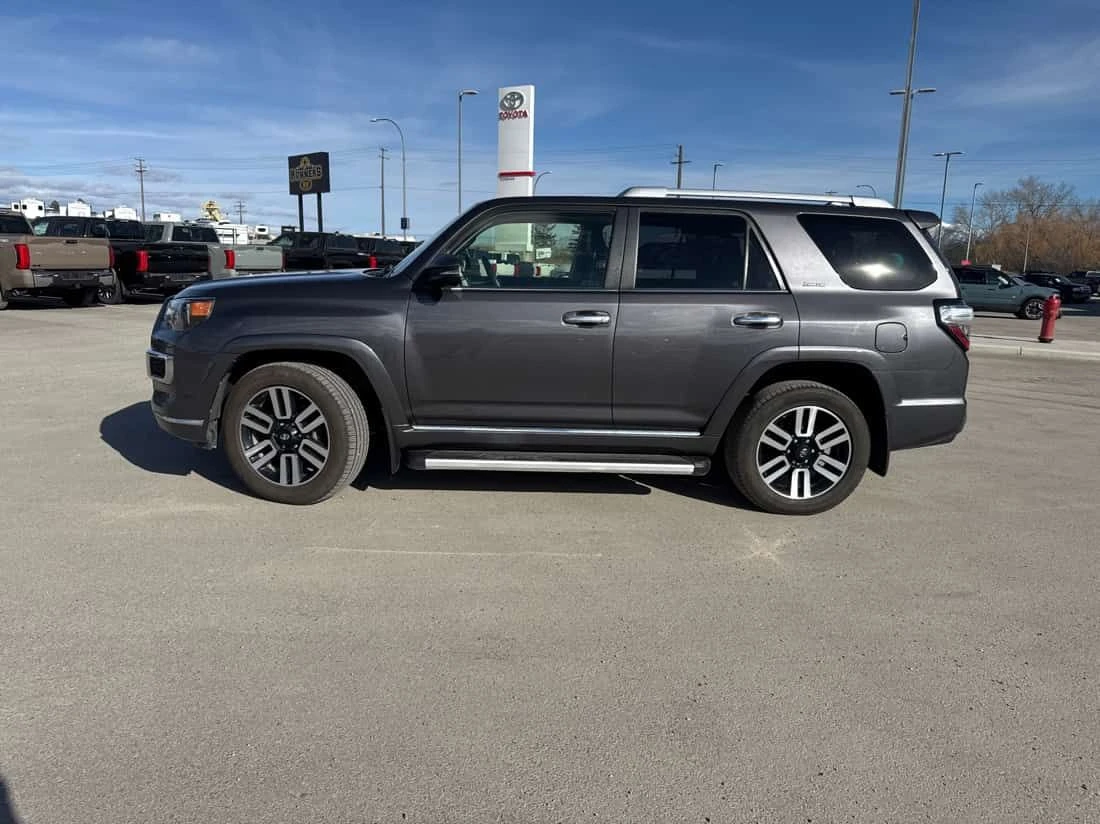 Toyota 4runner | ОТ ГЛАВНО ПРЕДСТАВИТЕЛСТВО| ПОДГР| ОБДУХ| CARFAX, снимка 4 - Автомобили и джипове - 54607768