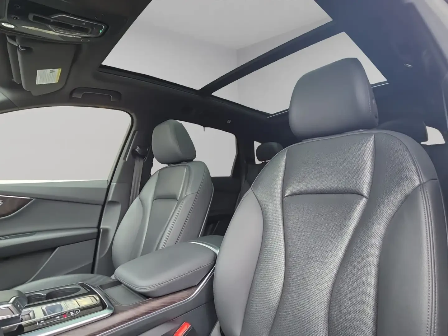 Audi Q7 Bang & Olufsen* Virtual Cockpit Plus* Head-Up* , снимка 8 - Автомобили и джипове - 54653039
