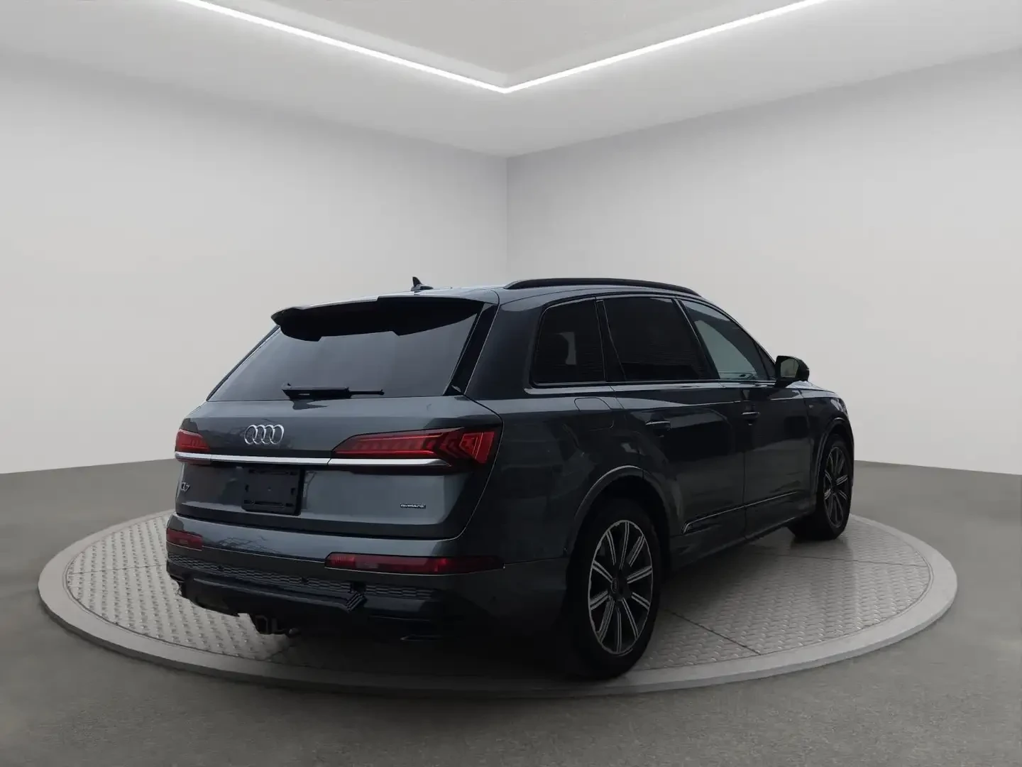 Audi Q7 Bang & Olufsen* Virtual Cockpit Plus* Head-Up* , снимка 4 - Автомобили и джипове - 54653039