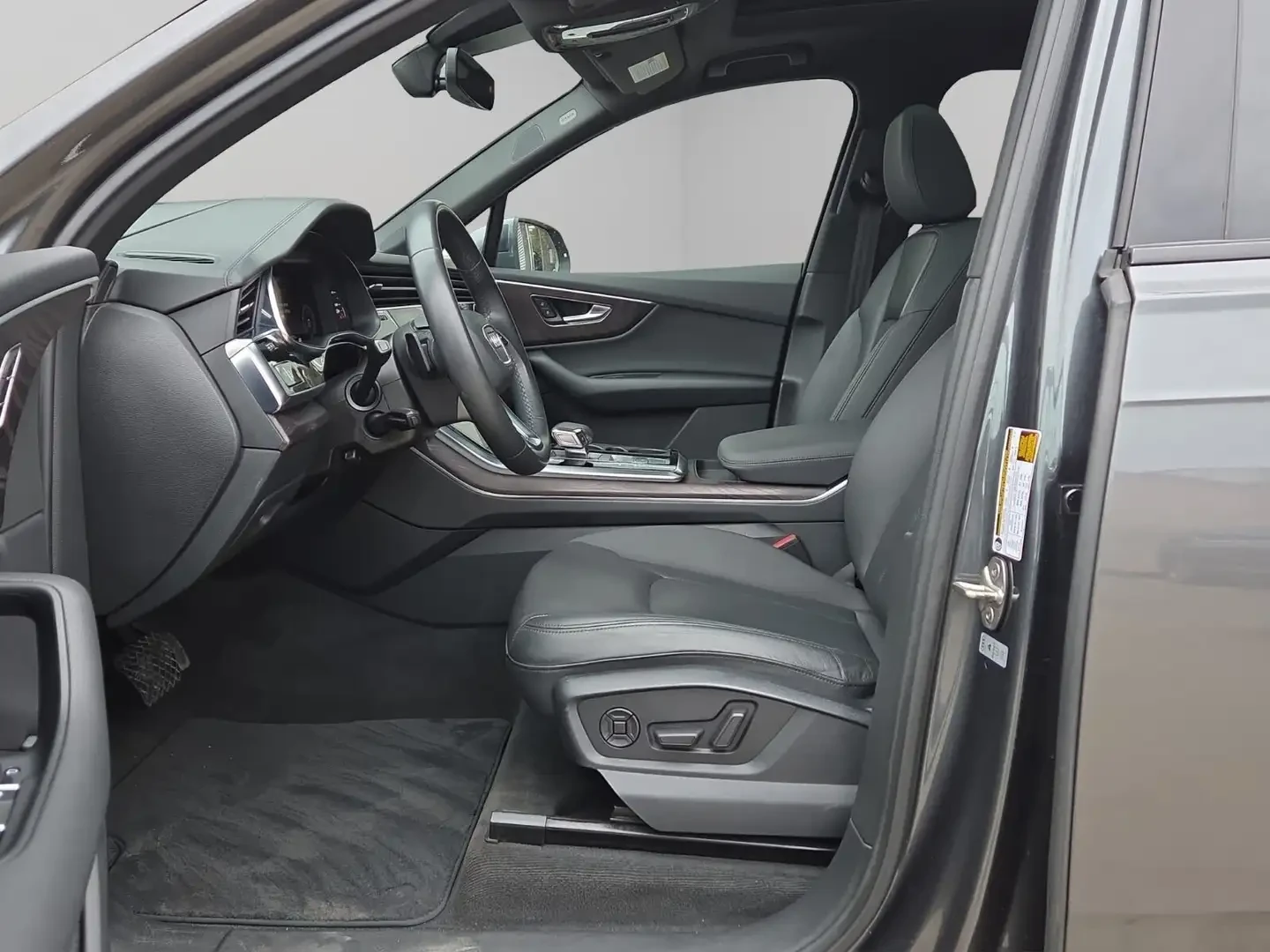 Audi Q7 Bang & Olufsen* Virtual Cockpit Plus* Head-Up* , снимка 6 - Автомобили и джипове - 54653039