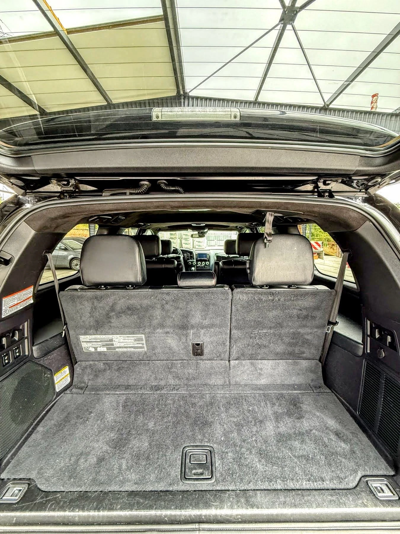 Toyota Sequoia TRD Pro, снимка 10 - Автомобили и джипове - 56231664