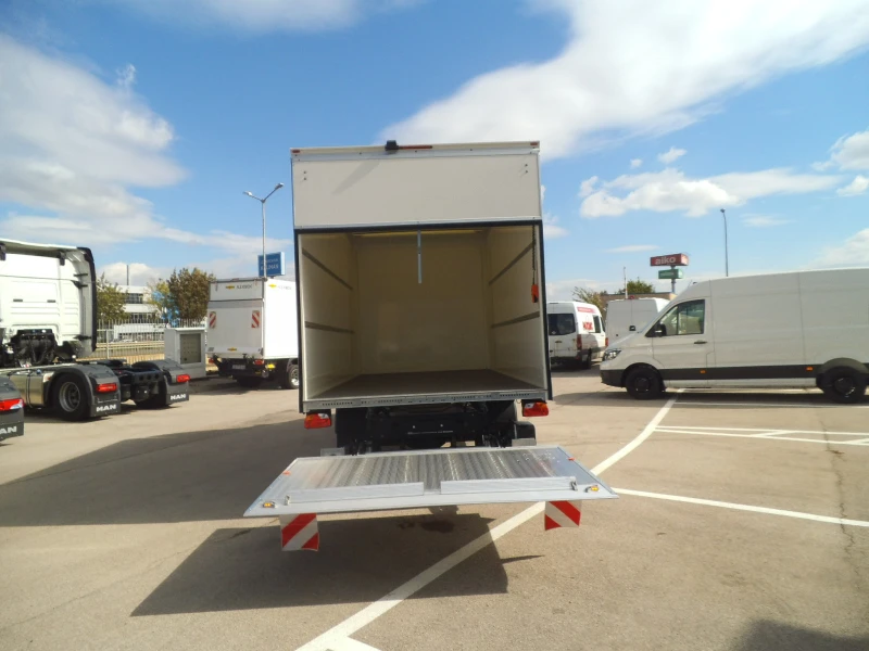 Man TGE 5.160 Box Lift , снимка 5 - Бусове и автобуси - 52038873