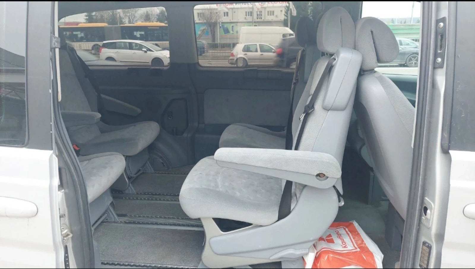 Mercedes-Benz Viano Климатик , снимка 8 - Бусове и автобуси - 54415409
