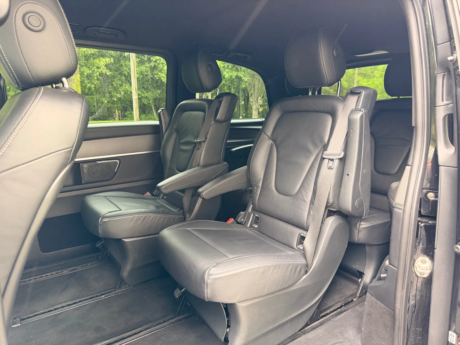 Mercedes-Benz V 250 CDI / 5+ 1, снимка 11 - Бусове и автобуси - 54668570