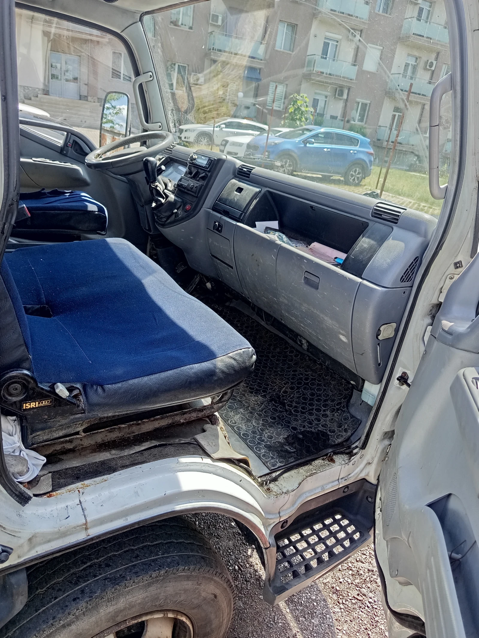 Mitsubishi Canter  - изображение 8