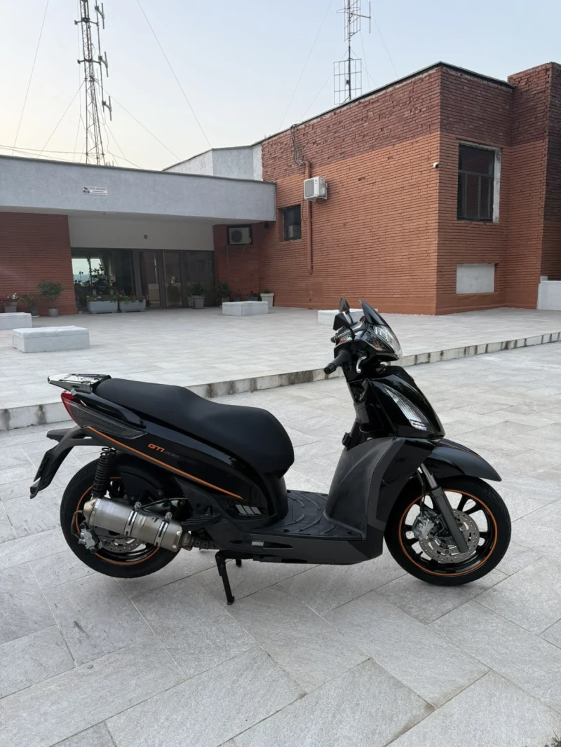 Kymco People Kymco People GTI 300i, снимка 5 - Мотоциклети и мототехника - 53435970