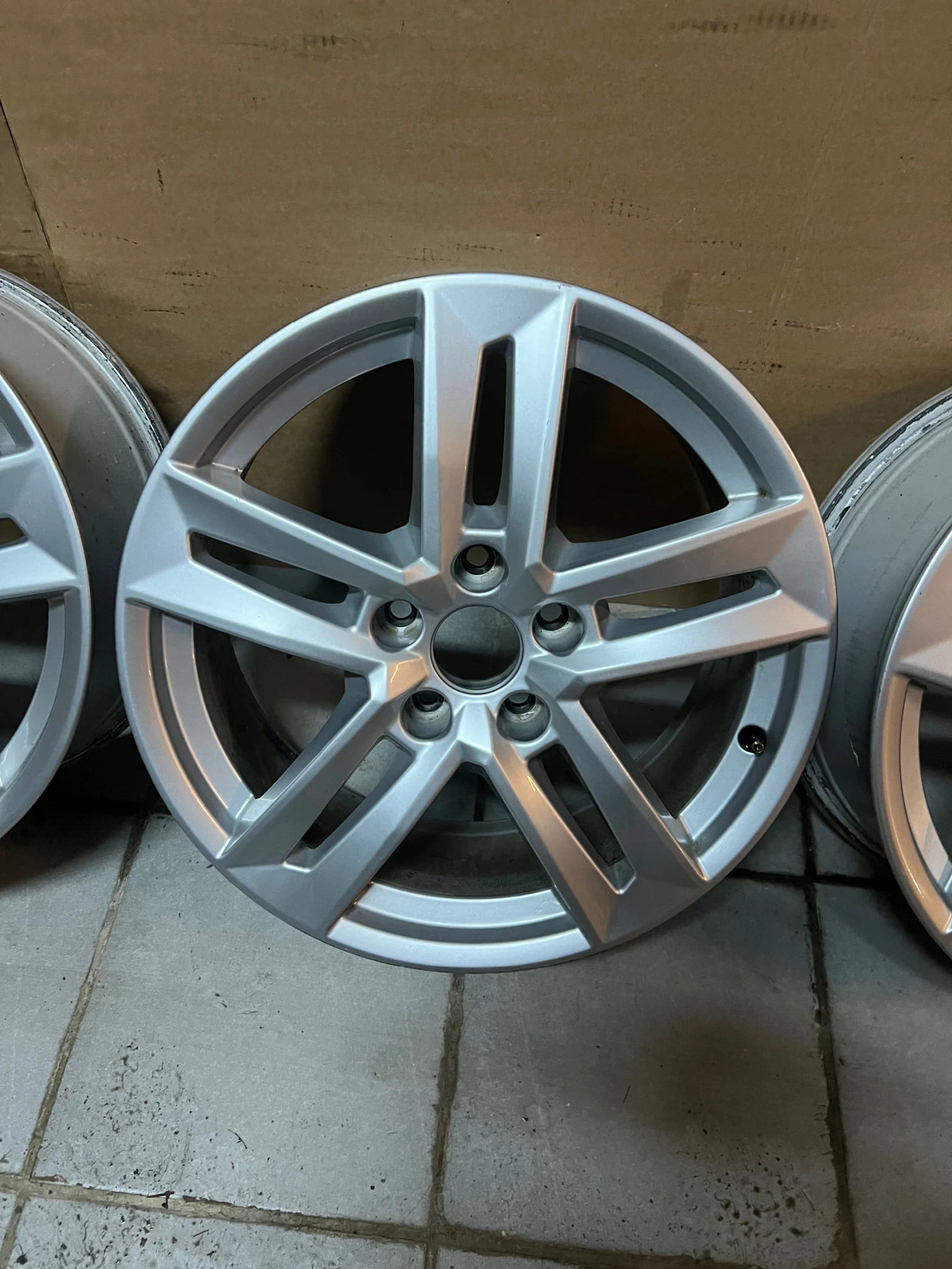 ������ | Mobile.bg � ����������� 1