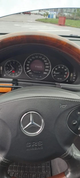 Mercedes-Benz E 500, снимка 16