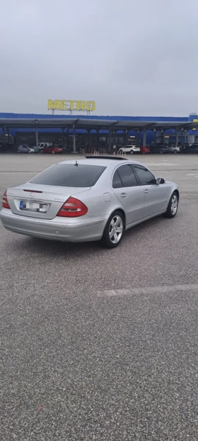 Mercedes-Benz E 500, снимка 4